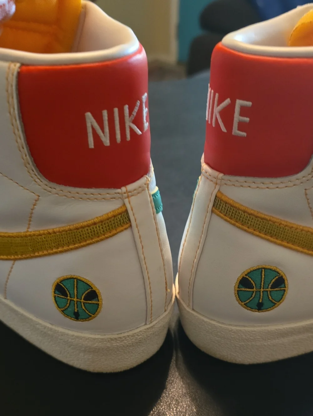 Nike Blazer 77 Vintage Mid Roswell Rayguns (No Offers) - Picture 6 of 8